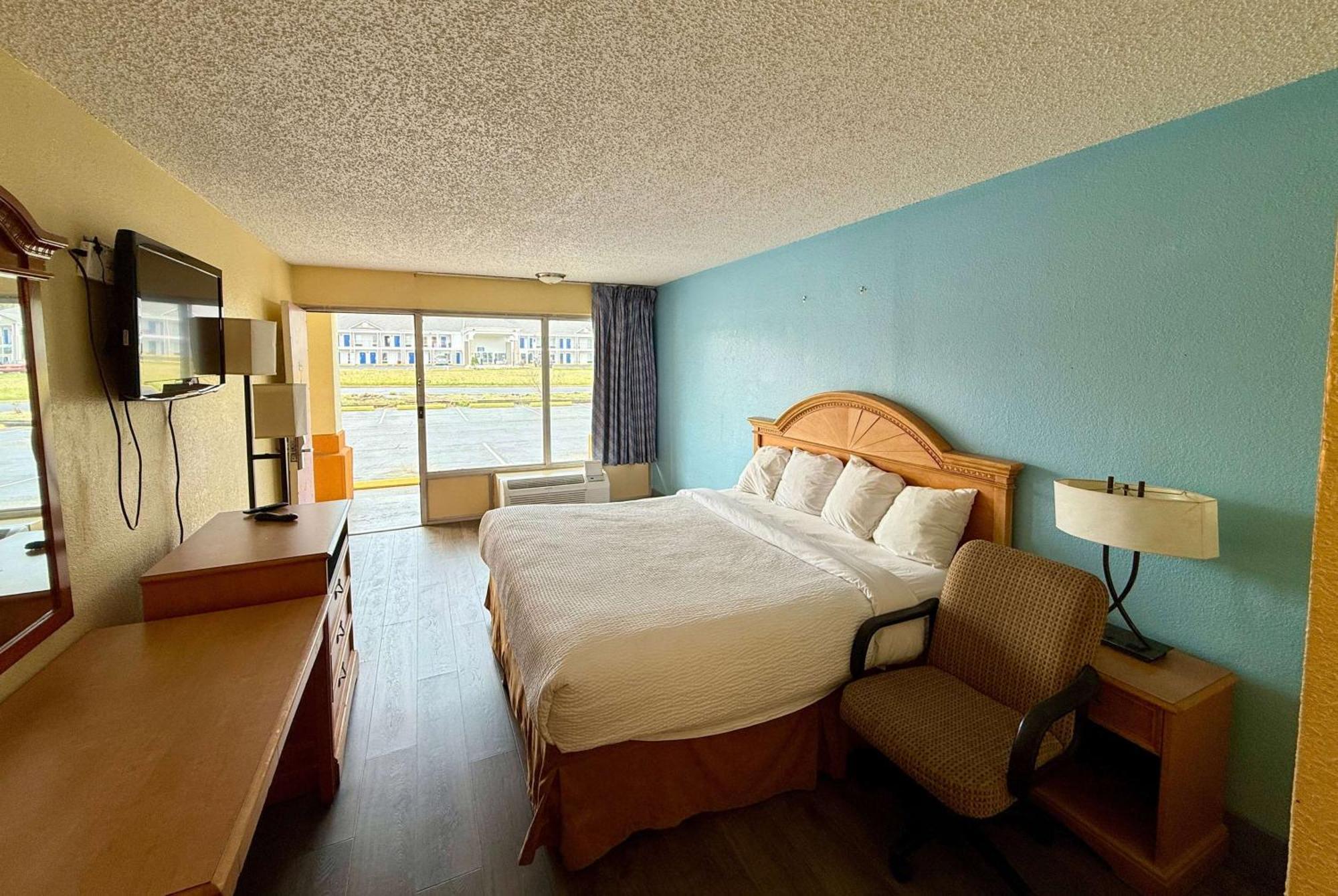 Days Inn By Wyndham Ruther Glen Kings Dominion Area Bagian luar foto