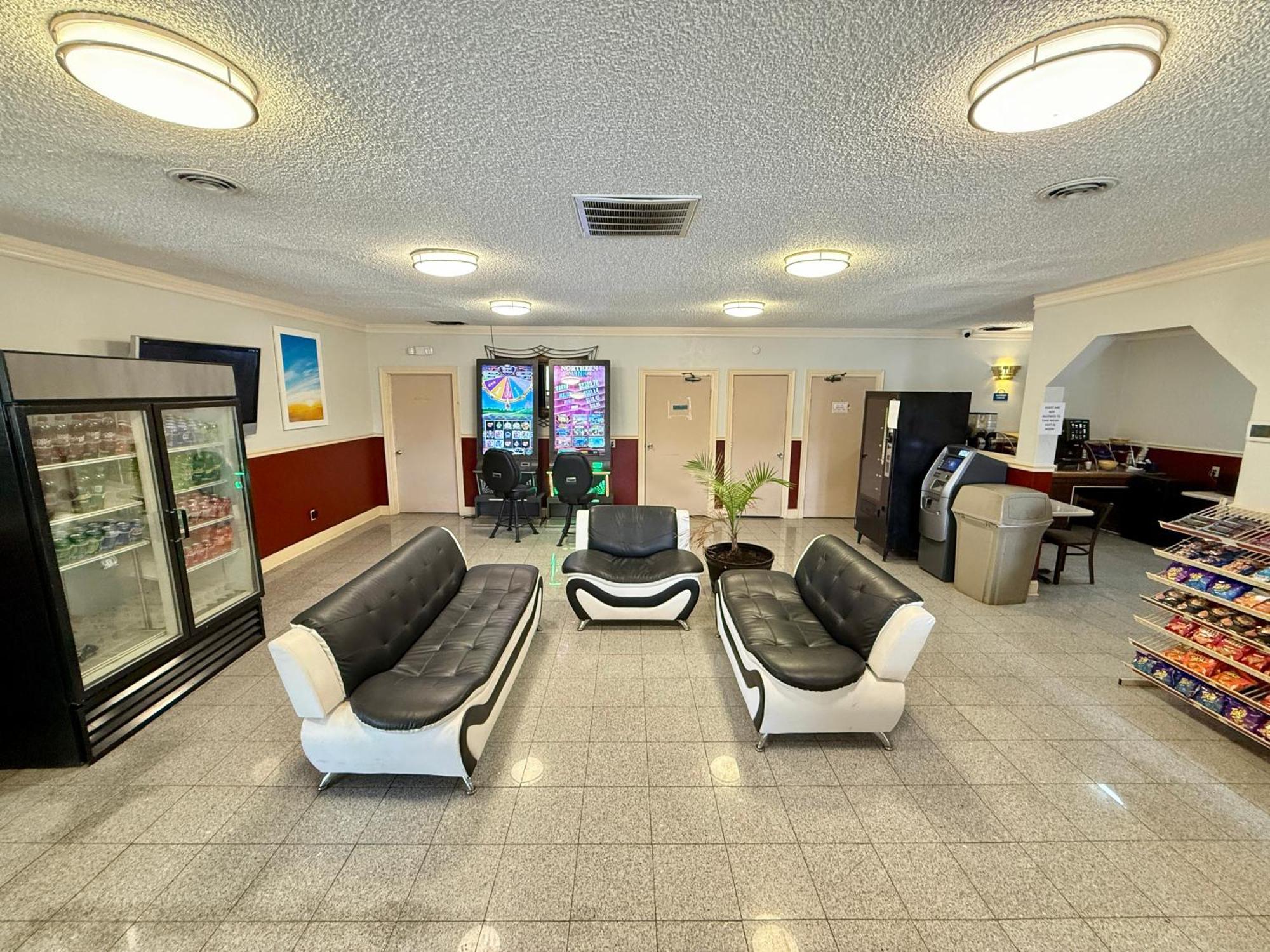 Days Inn By Wyndham Ruther Glen Kings Dominion Area Bagian luar foto